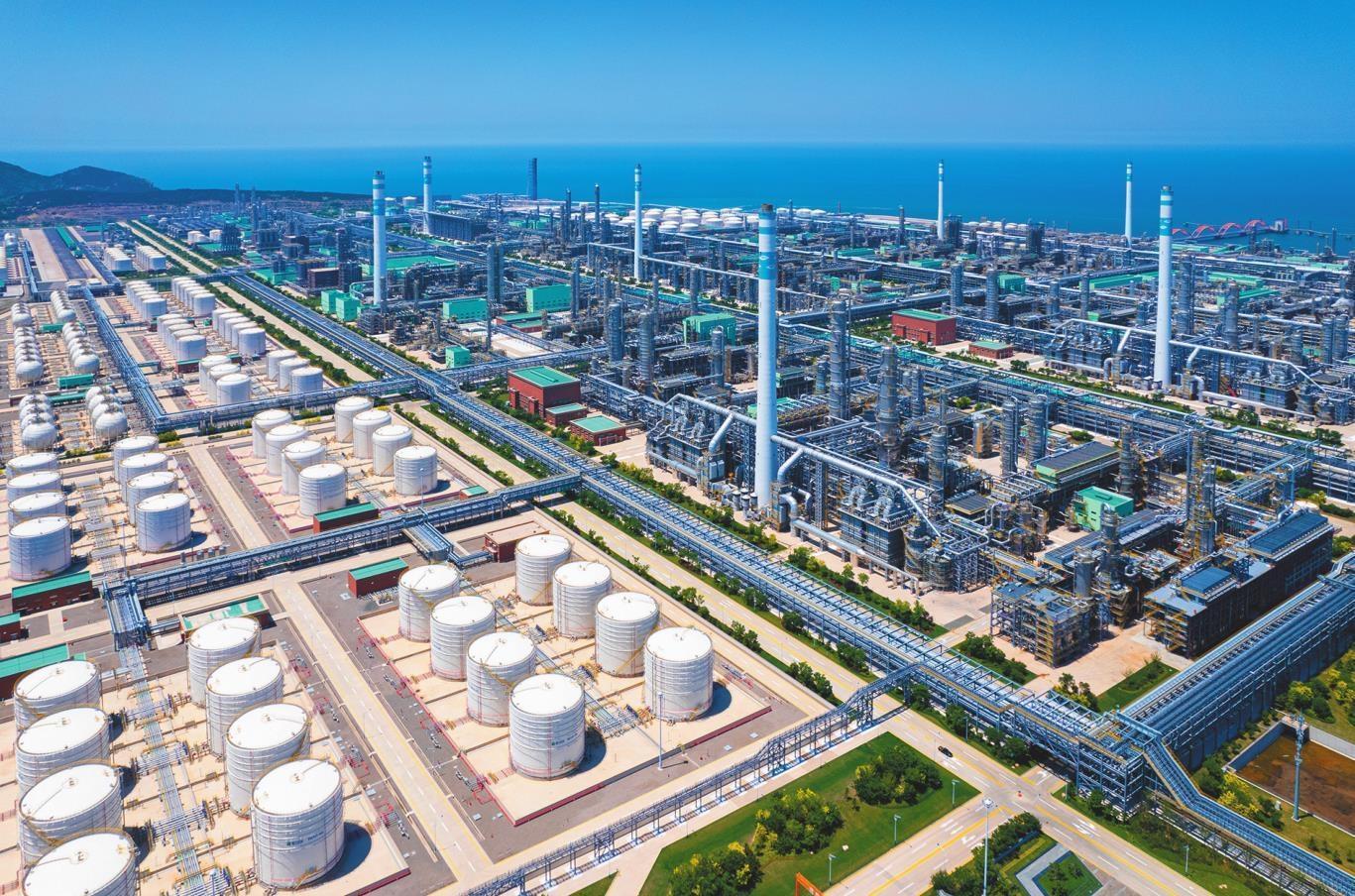 七根煙囪背后的生態賬本 大連產業的綠色轉型之路